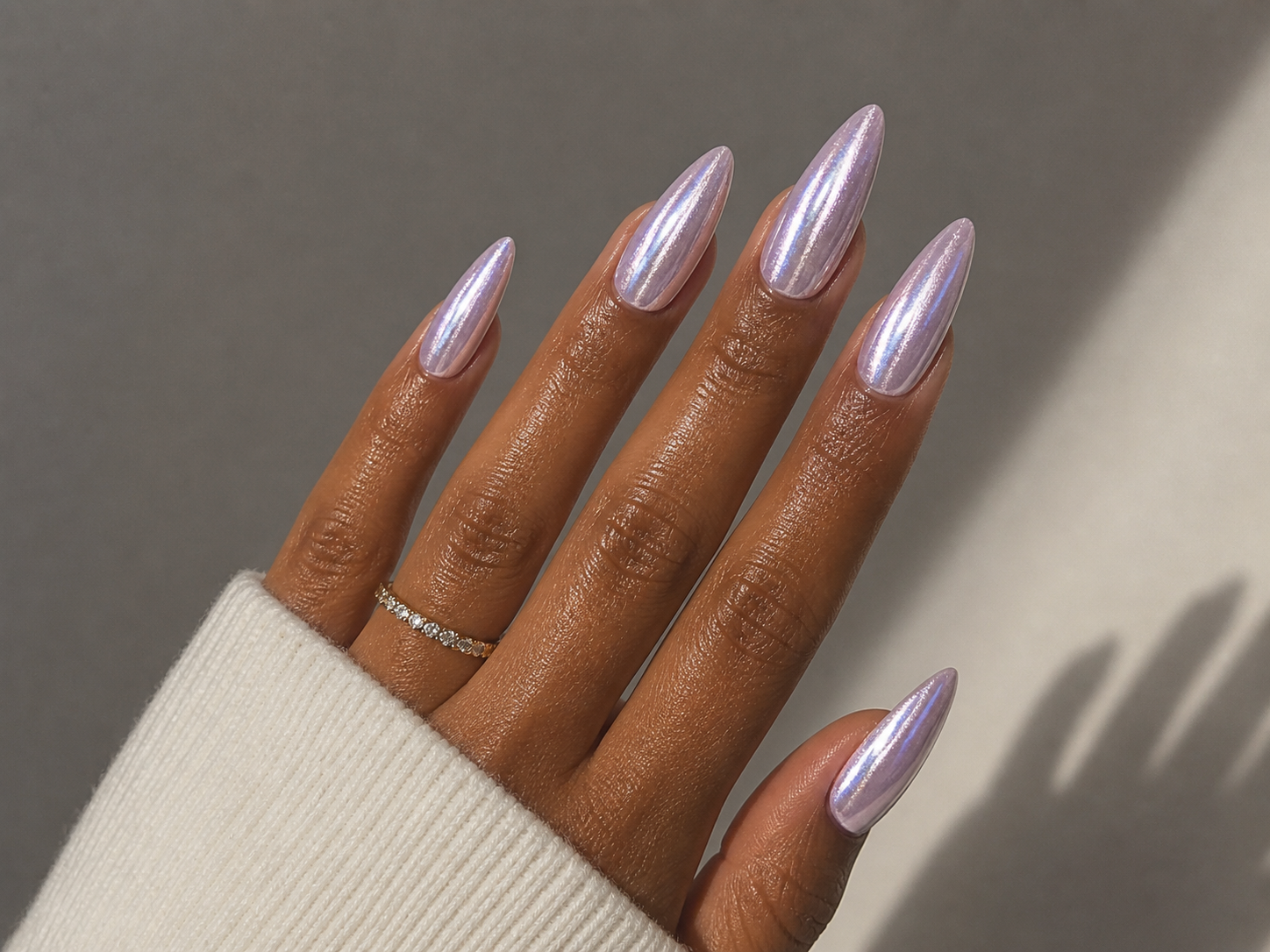 Glossy queen