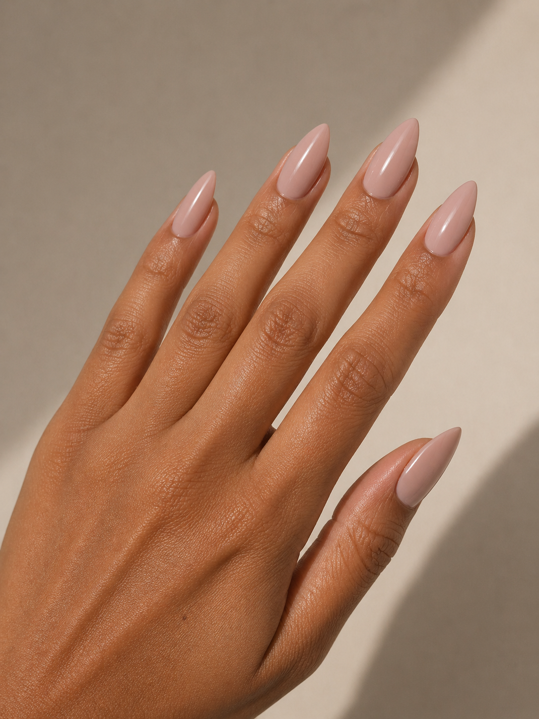 Nude royale